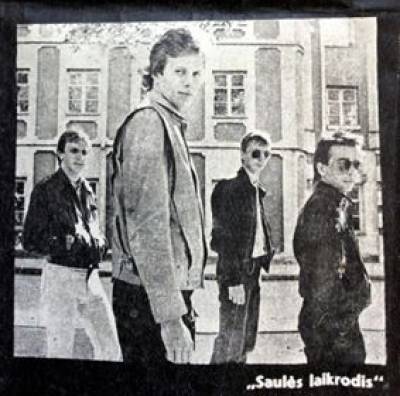 sl-1983-r.jpg sl-1983-r.jpg