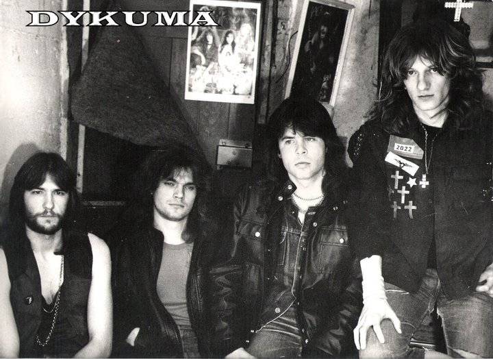 dykuma_1989_.jpg dykuma_1989_.jpg