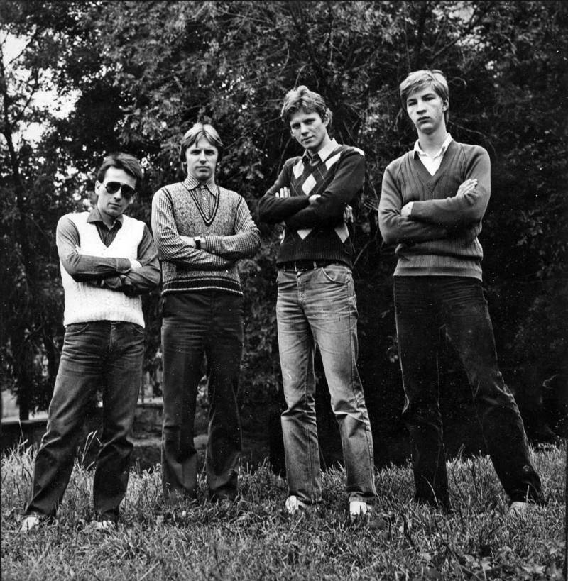 1982_sl_filharmonijoje.jpg 1982_sl_filharmonijoje.jpg